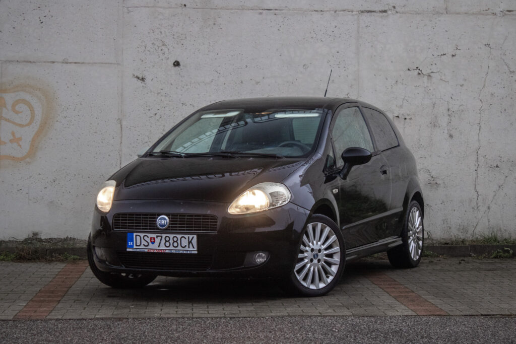 Fiat Grande Punto 1.4 16V StarJet Sport / AJ NA SPLÁTKY / PROTIÚČET /