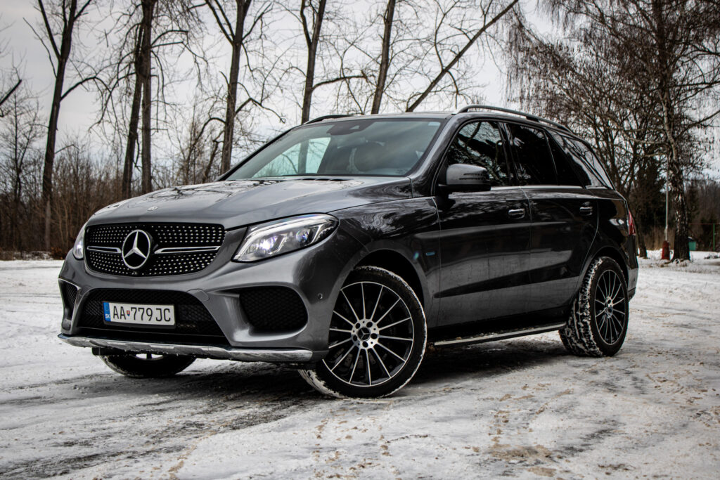 Mercedes-Benz GLE Trieda 550 E 4MATIC 325kW / AJ NA SPLÁTKY / PROTIÚČET