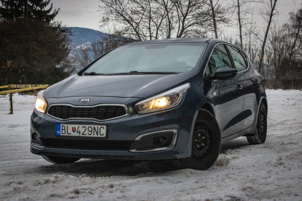 Kia Ceed 1.4 CVVT 73,6kW, M6, 5d. / AJ NA SPLÁTKY / PROTIÚČET