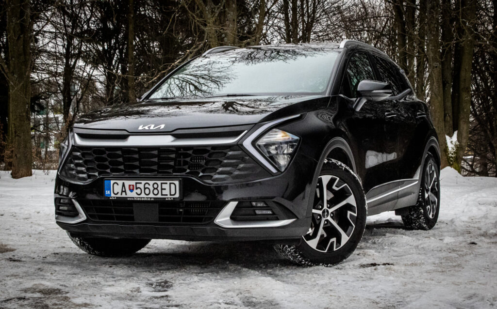 Kia Sportage 1.6 T-GDi mHEV Gold A/T / AJ NA SPLÁTKY / PROTUÚČET