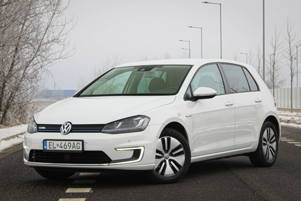 Volkswagen Golf E