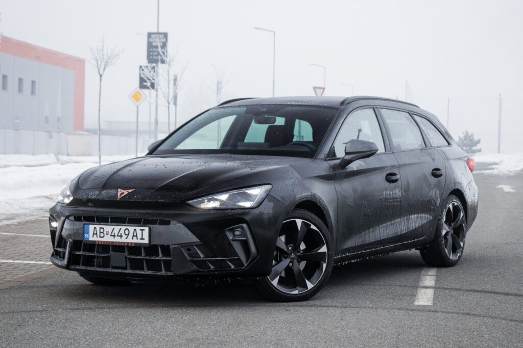 Cupra Leon Sportstourer 1.5 eTSI, 110kW (2025) / AJ NA SPLÁTKY / PROTIÚČET /