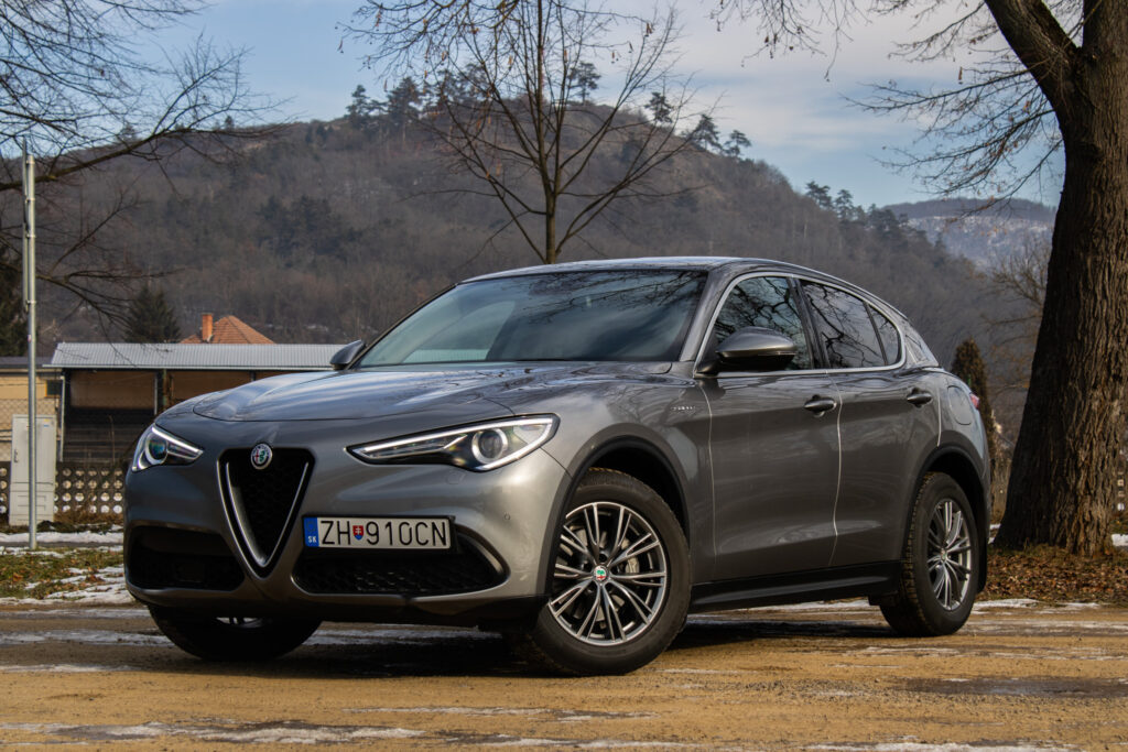 Alfa Romeo Stelvio 2.2 JTD / AJ NA SPLÁTKY / PROTIÚČET /