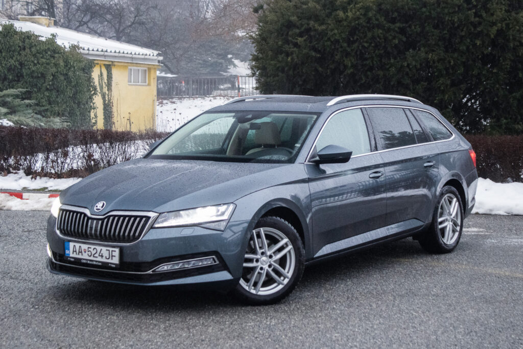 Škoda Superb Combi 2.0 TDI, 140kW (2019) / AJ NA SPLÁTKY / PROTIÚČET /