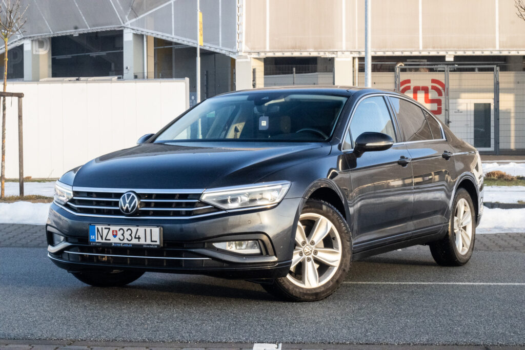 Volkswagen Passat 2.0 TDI, 140kW (2020) / AJ NA SPLÁTKY / PROTIÚČET /