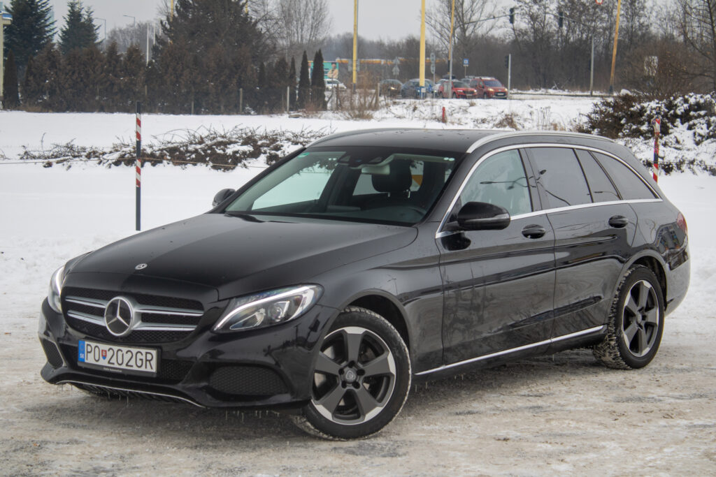 Mercedes-Benz C trieda Kombi 220 D AT9 4Matic 125 KW /AJ NA SPLÁTKY/PROTIÚČET/