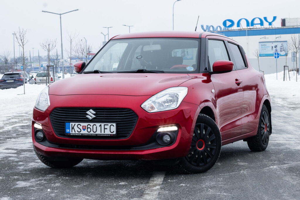 Suzuki Swift 1.2, 66kW (2020) / AJ NA SPLÁTKY / PROTIÚČET /