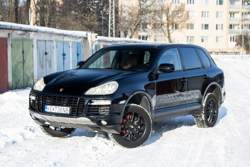 Porsche Cayenne Turbo Tiptronic, 368kW (2009) / AJ NA SPLÁTKY / PROTIÚČET /