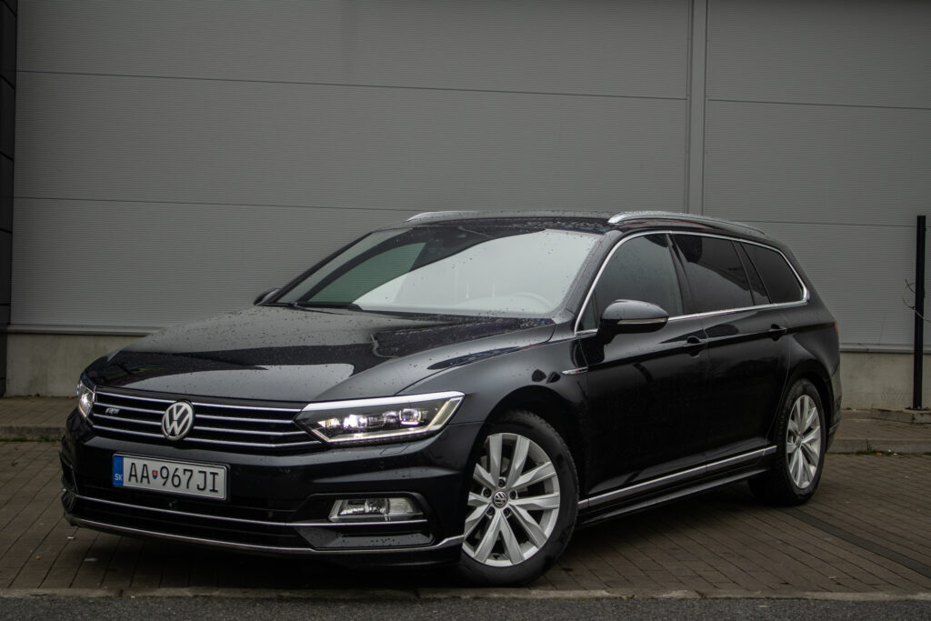 Volkswagen Passat Variant 2,0 TDI 140 kw DSG 4X4 R-LINE /AJ NA SPLÁTKY/PROTIÚČET/