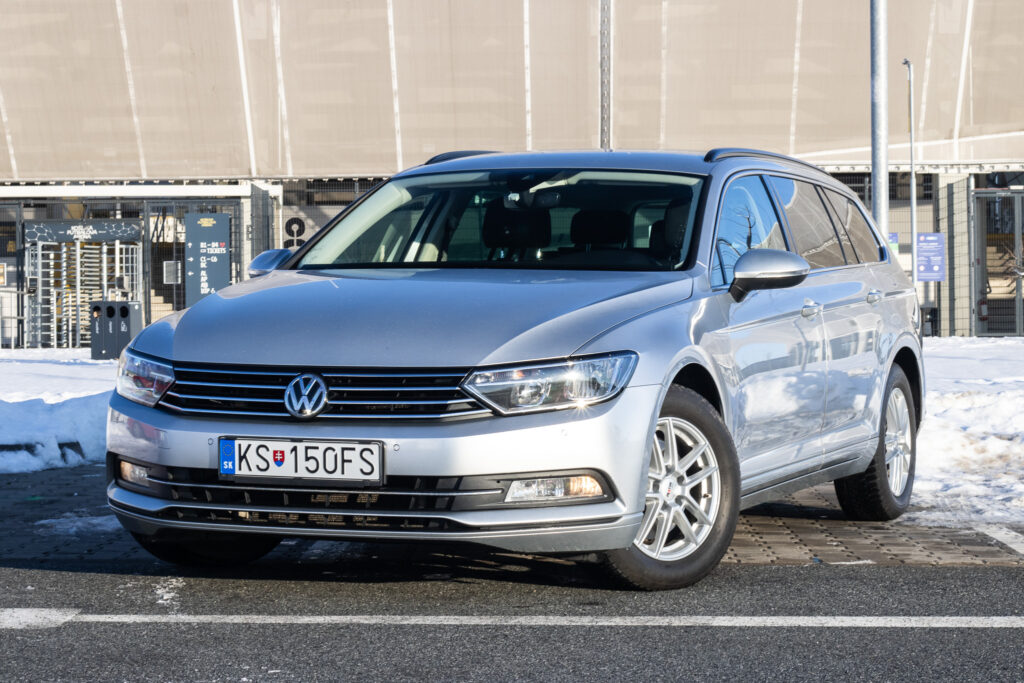 Volkswagen Passat Variant 2.0 TDI Comfortline, 110kW (2018) / AJ NA SPLÁTKY / PROTIÚČET /