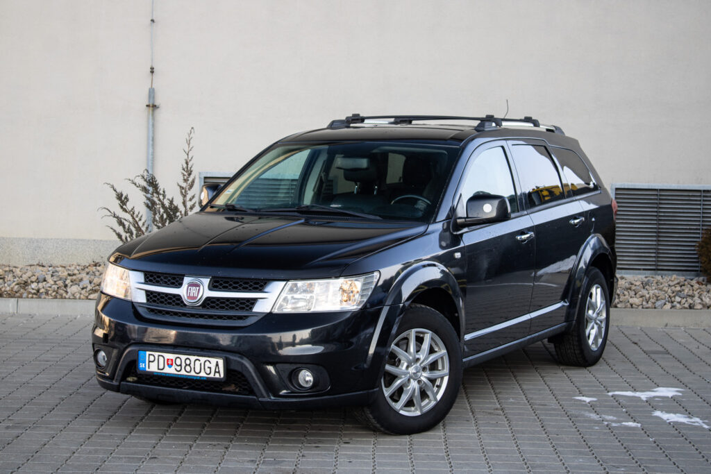 Fiat Freemont Fremont 2.0 125 kW 7.miestny / AJ NA SPLÁTKY / PROTIHODNOTA /