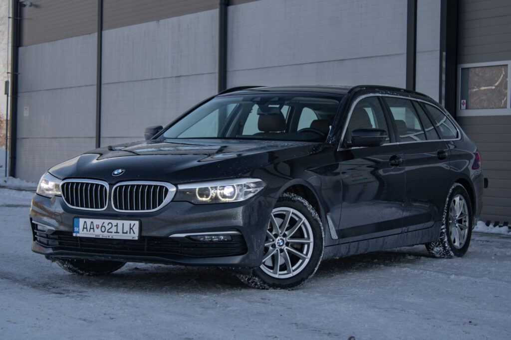 BMW Rad 5 Touring 520d G31 140kw xDrive AT/8 2019 / AJ NA SPLÁTKY / PROTIÚČET