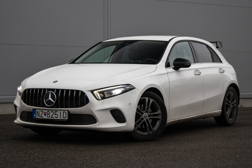 Mercedes-Benz A trieda A180d 85kw AT/7 2018 / AJ NA SPLÁTKY / PROTIÚČET