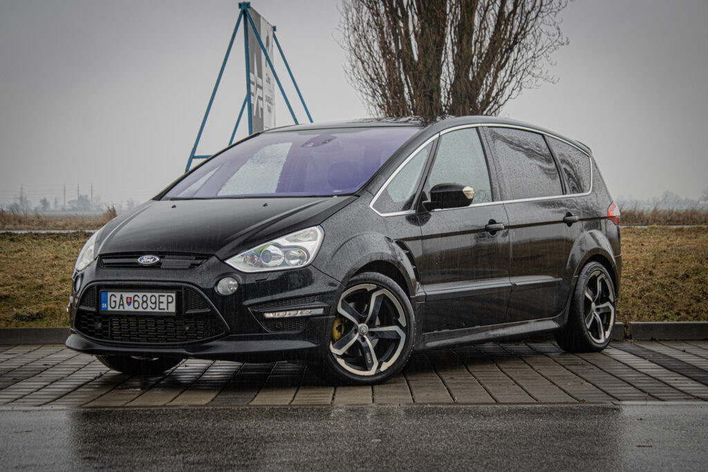 Ford S-Max 2.2TDCi DPF 200k Titanium S, 147kW / AJ NA SPLÁTKY / PROTIHODNOTA /
