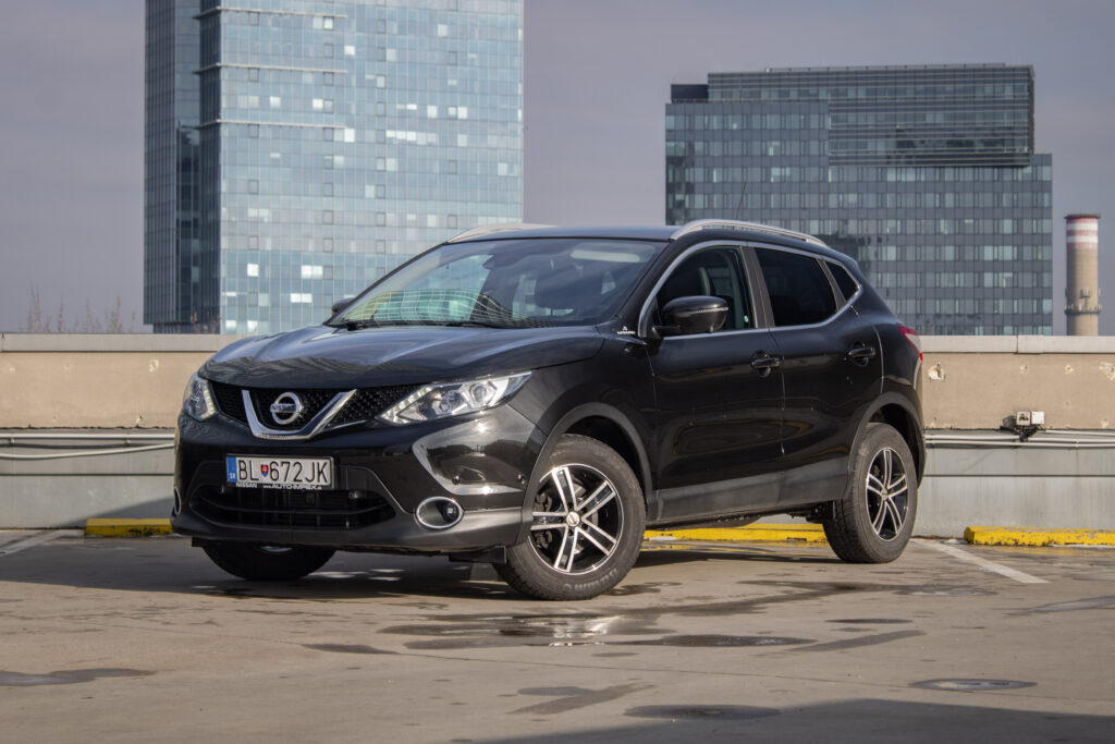 Nissan Qashqai 1.2 DIG-T Xtronic Tekna / ODPOČET DPH /