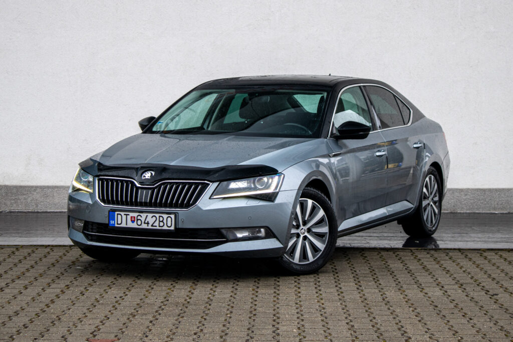 Škoda Superb 1.6 TDI Active, 88KW M6 2015