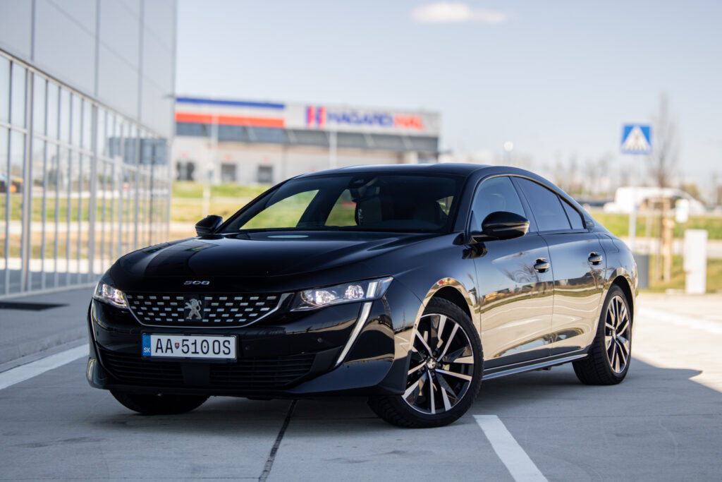 Peugeot 508 1.6 Hybrid 225k GT line / AJ NA SPLÁTKY / PROTIHODNOTA /