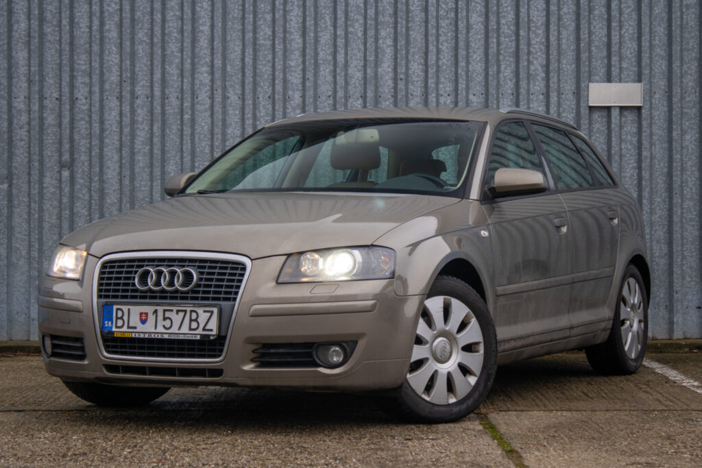 Audi A3 Sportback 1.6 Ambiente tiptronic AJ NA SPLÁTKY / PROTIÚČET