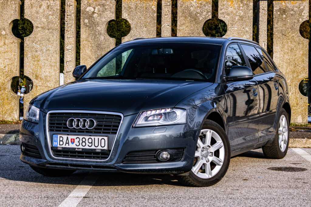 Audi A3 Sportback 1.8T 118kW DSG / Aj na splátky / Protiúčet /