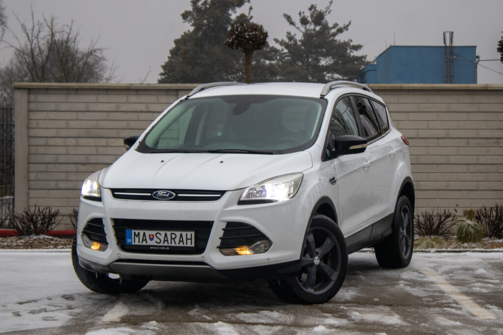 Ford Kuga 2.0 TDCi Duratorq 163k Titanium AWD A/T AJ NA SPLÁTKY / PROTIÚČET