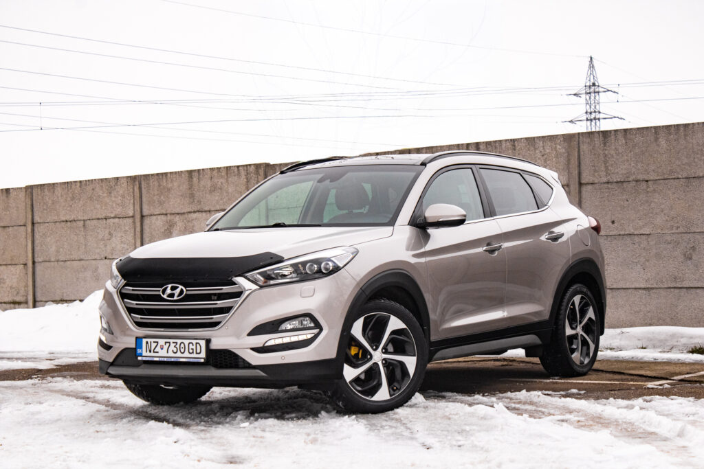 Hyundai Tucson 2.0 CRDi 136kw 4x4 AT/6 2017 / AJ NA SPLÁTKY / PROTIÚČET
