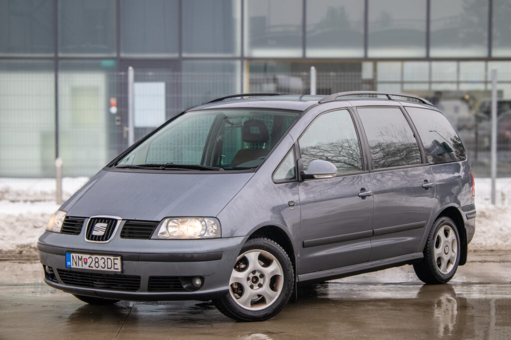 Seat Alhambra 2.0 TDi Ecomotive, 103kW, M6 / AJ NA SPLÁTKY / PROTIÚČET /