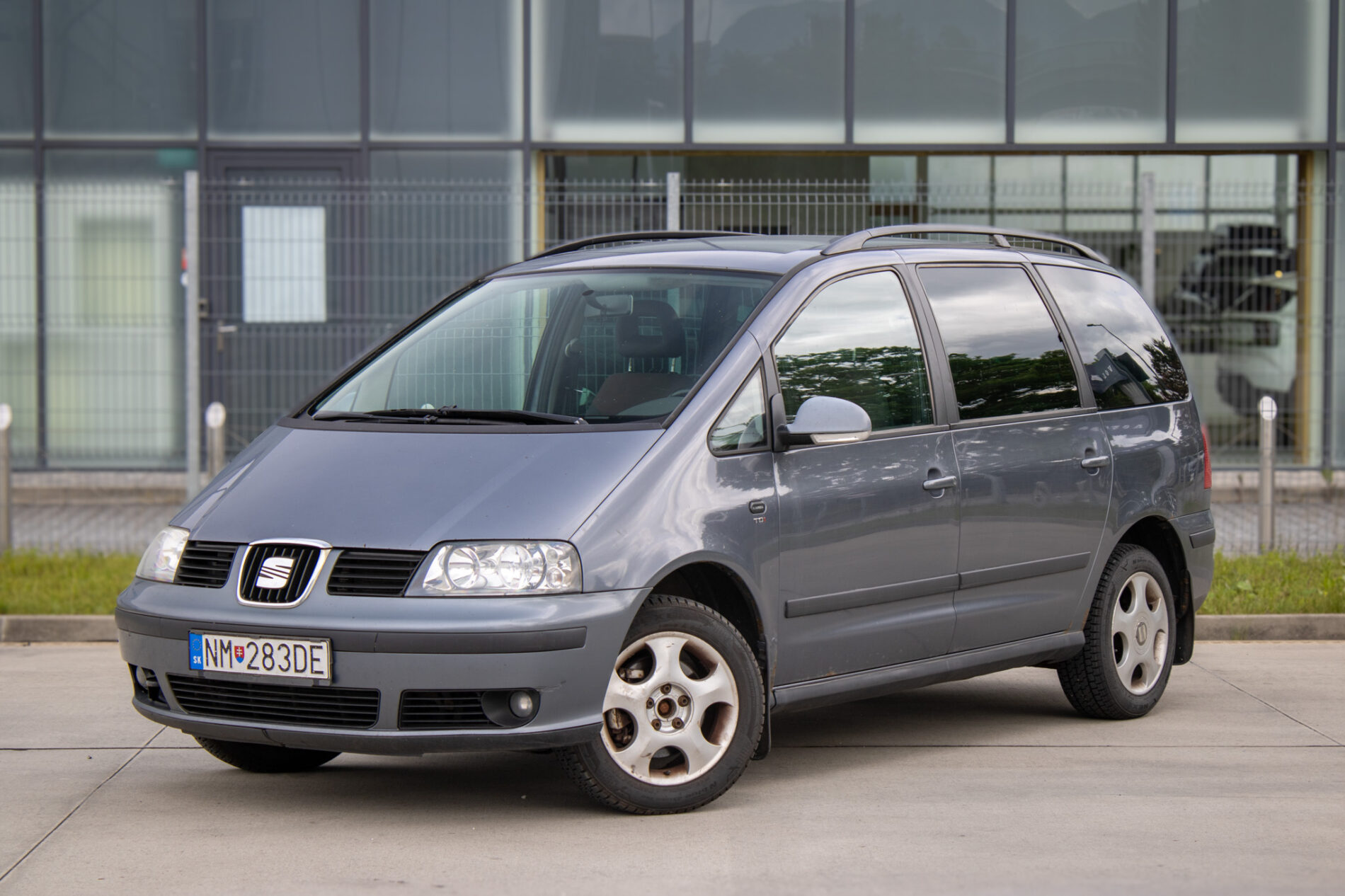 Seat Alhambra 2.0 TDi Ecomotive, 103kW, M6 / AJ NA SPLÁTKY / PROTIÚČET /