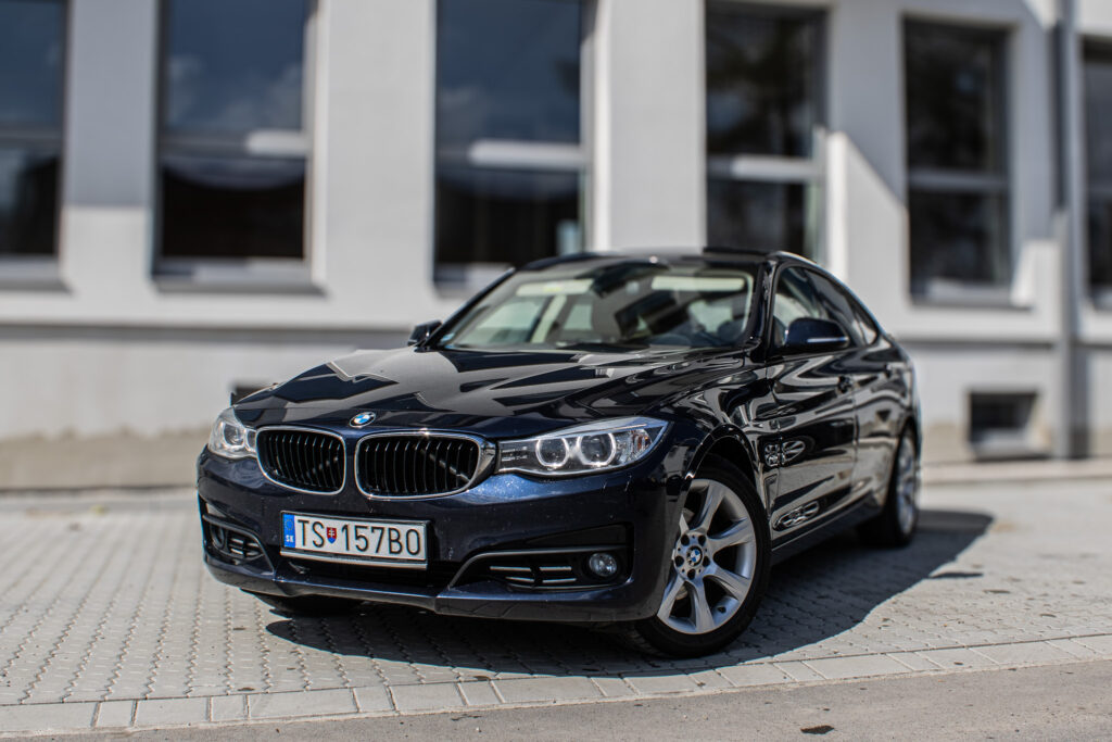 BMW Rad 3 GT  320d xDrive A/T.  /FINANCOVANIE/PROTIÚČET/