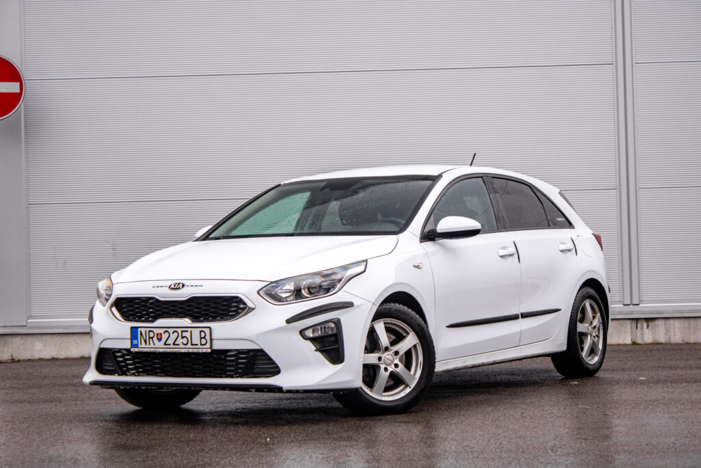 Kia Ceed 1.0TGDi 74kw MT/6 2020 / AJ NA SPLÁTKY / PROTIÚČET
