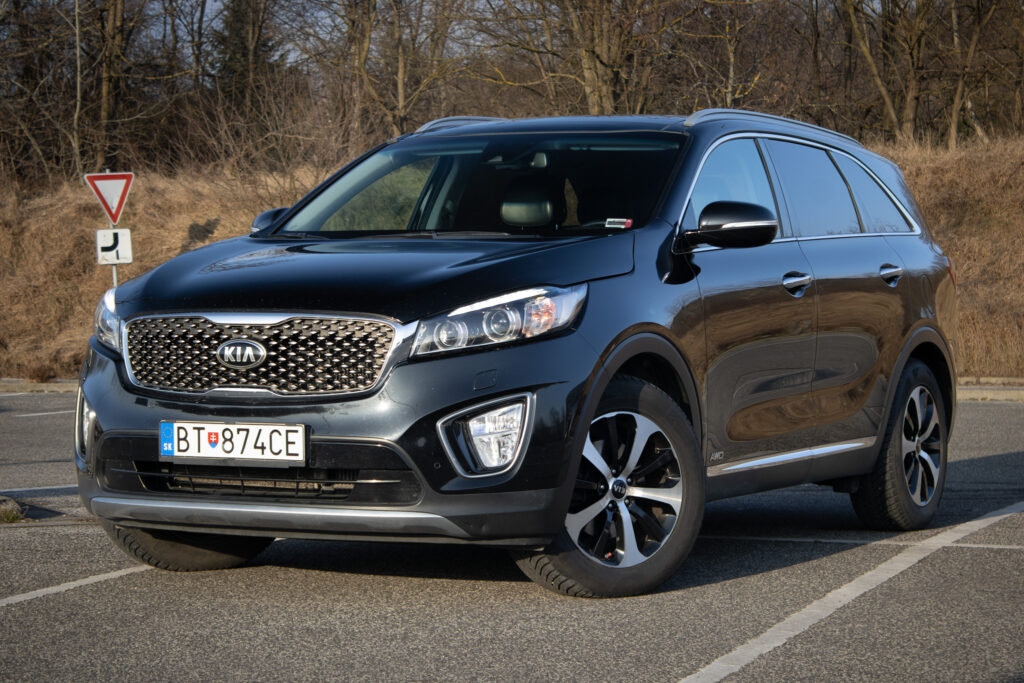 Kia Sorento 2.2 CRDi VGT 4WD Platinum A/T / AJ NA SPLÁTKY / PROTIÚČET /