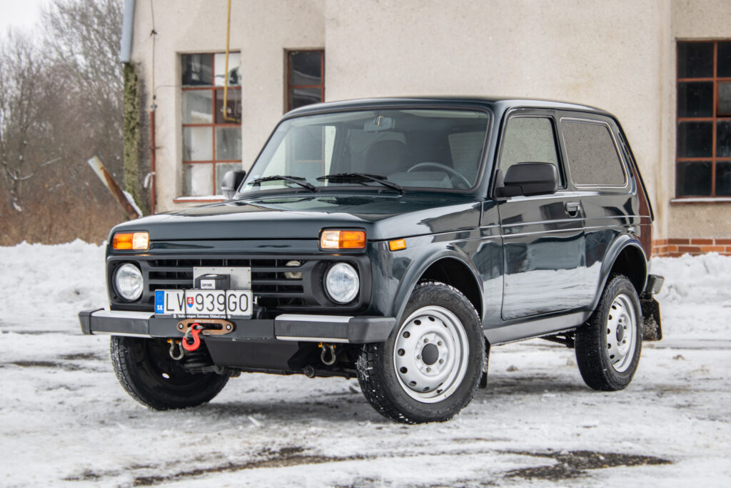 Lada 4x4 Niva 1.7MPi, 61kw, M5 / AJ NA SPLÁTKY / PROTIÚČET /