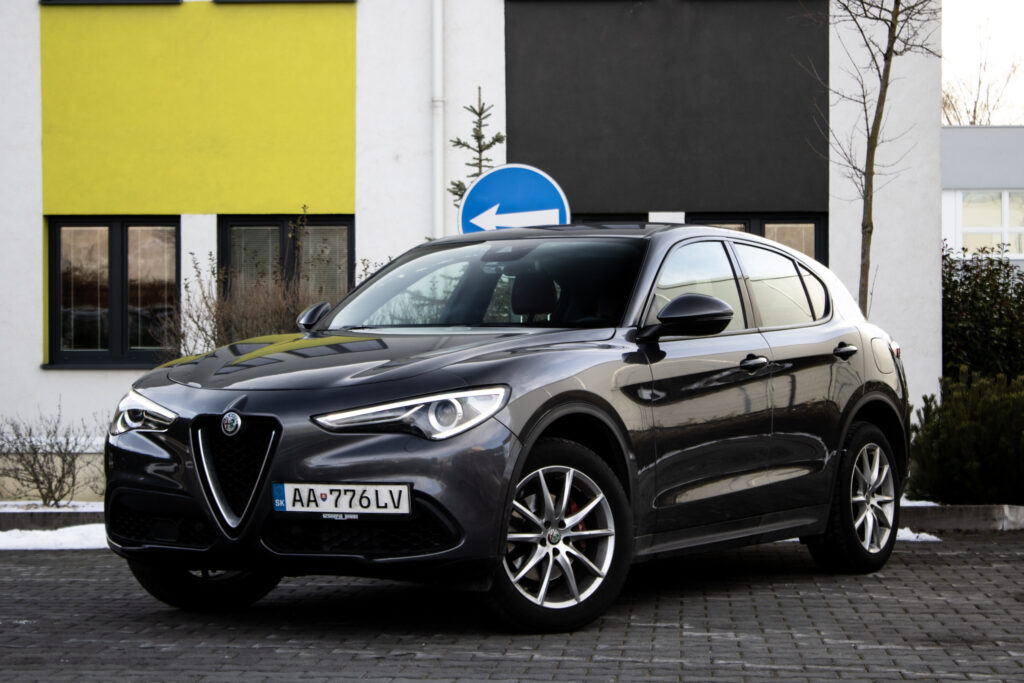Alfa Romeo Stelvio AT8, 206kW, 4x4, ťažné /AJ NA SPLÁTKY / PROTIÚČET