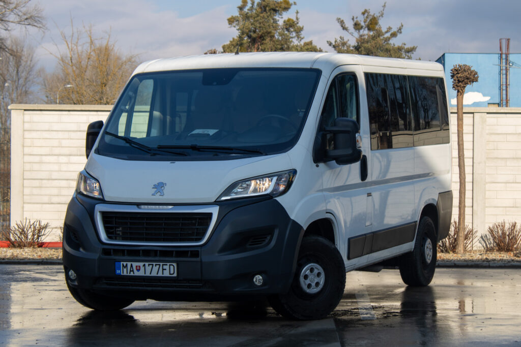 Peugeot Boxer 2.0 HDi 130k 330 L1H1 AJ NA SPLÁTKY / PROTIÚČET