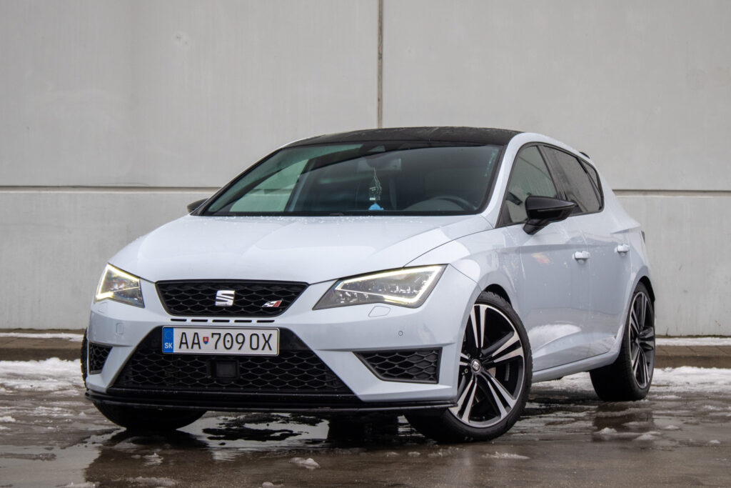 Seat Leon 2.0 TSI Cupra 280 DSG AJ NA SPLÁTKY / PROTIÚČET