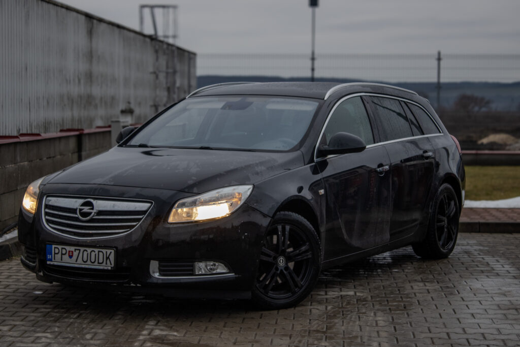 Opel Insignia ST 2.0 CDTI 130k Edition / AJ NA SPLÁTKY / PROTIHODNOTA
