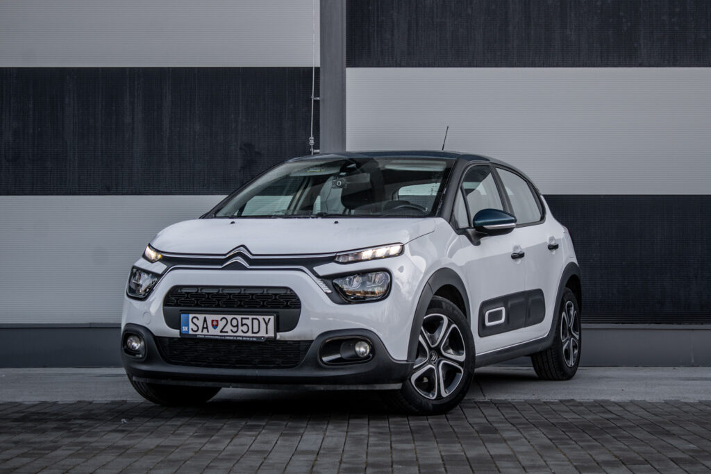 Citroën C3 1.2 PureTech 82 S&S Shine Pack / AJ NA SPLÁTKY / PROTIÚČET /