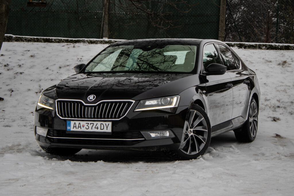 Škoda Superb 2.0 TDI L&K DSG // AJ NA SPLÁTKY / PROTIÚČET