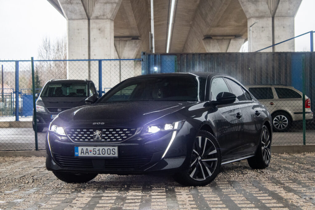 Peugeot 508 1.6 Hybrid 225k GT line / AJ NA SPLÁTKY / PROTIHODNOTA /