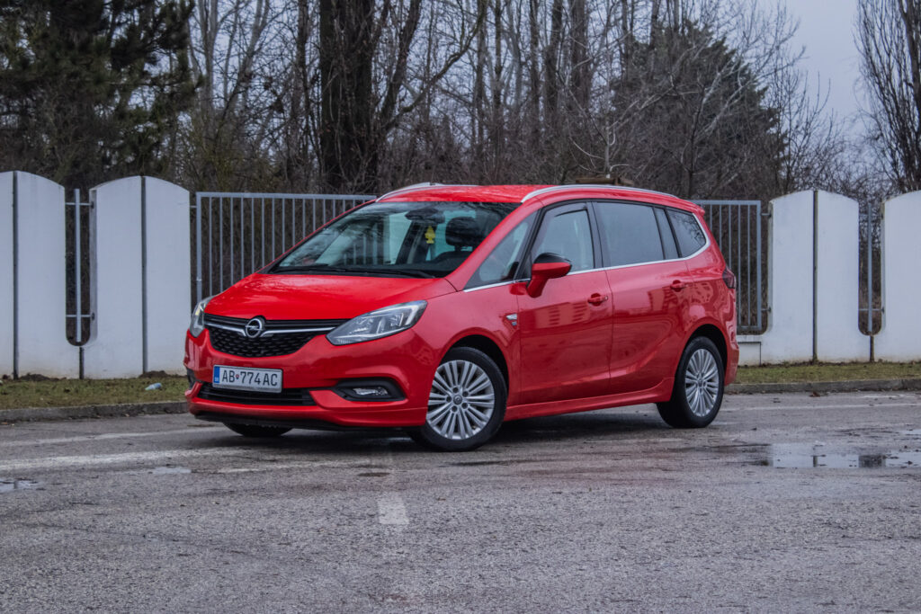 Opel Zafira Tourer 1.4 TURBO LPG+Benzín / 1. Majiteľ / AJ NA SPLÁTKY / PROTIÚČET