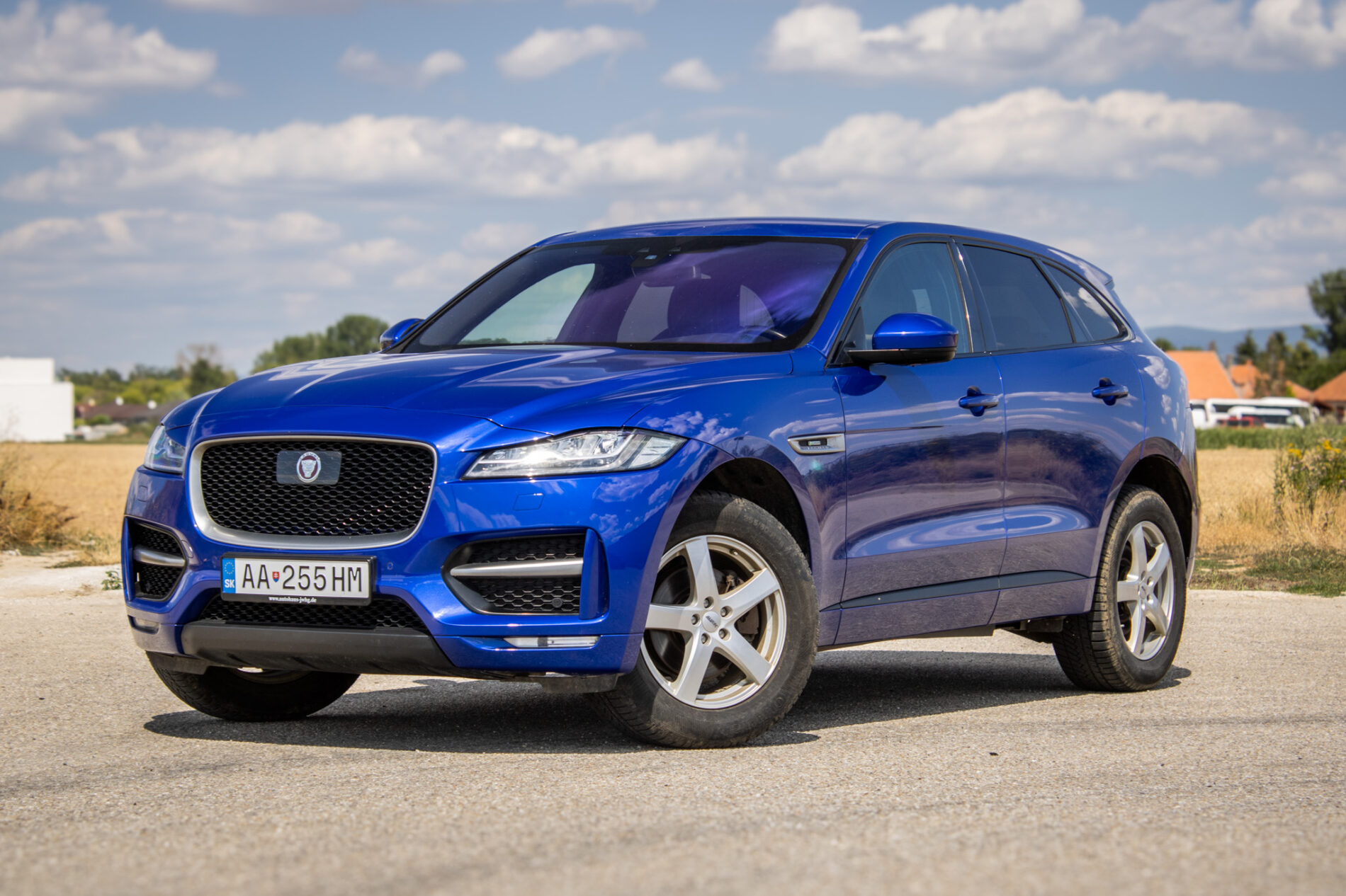 Jaguar F-Pace 2.0D 132kW AWD AT8 R- Sport Meridian / AJ NA SPLÁRKY / PROTIÚČET /