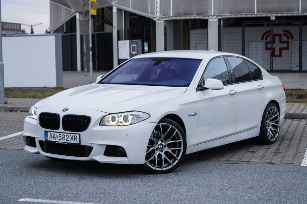 BMW Rad 5 535i A/T, 225kW (2010) / AJ NA SPLÁTKY / PROTIÚČET /