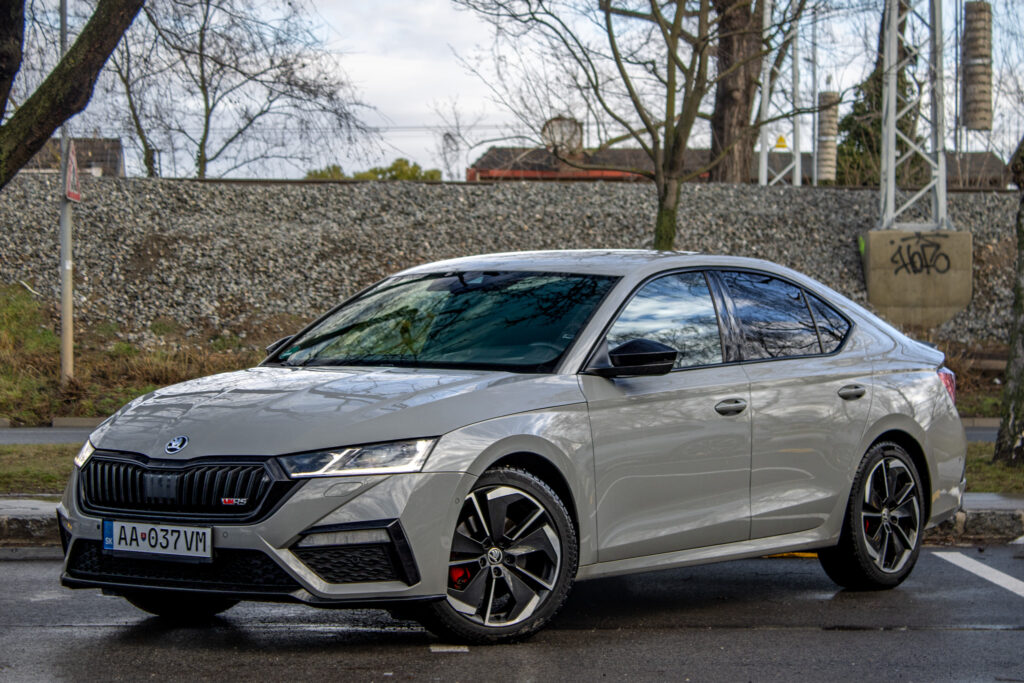 Škoda Octavia RS 2.0 TDI DSG / AJ NA SPLÁTKY / PROTIÚČET /