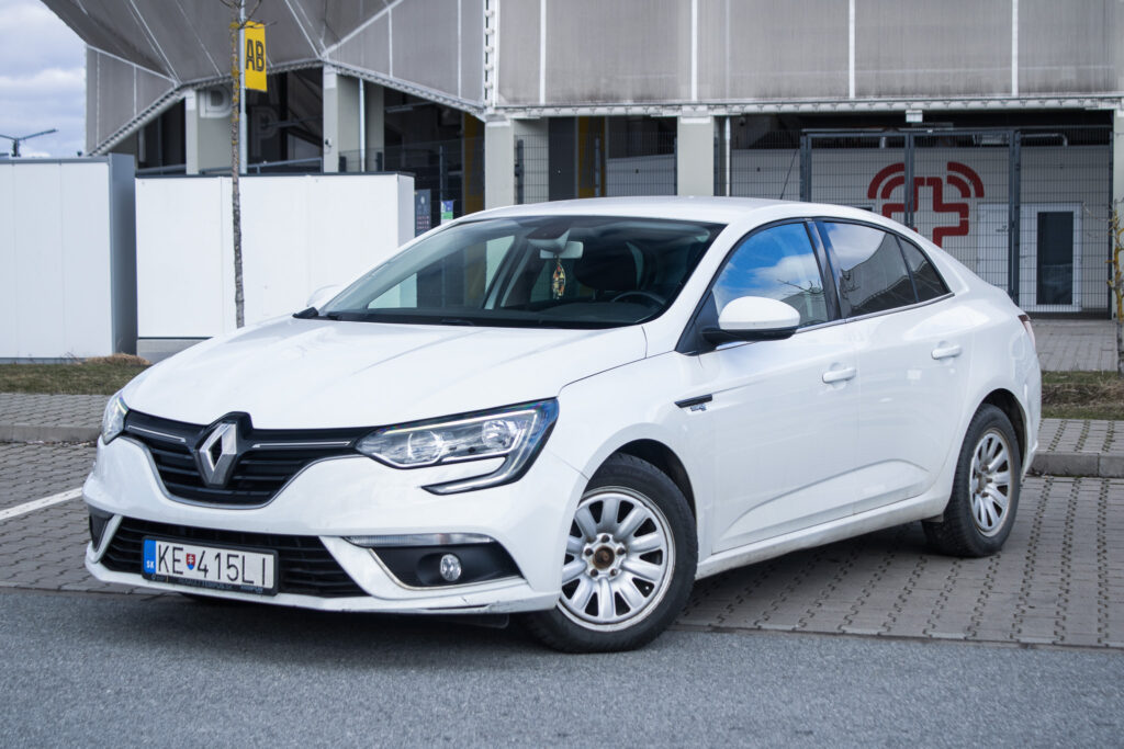 Renault Megane 66kW, (2017) / AJ NA SPLÁTKY / PROTIÚČET /