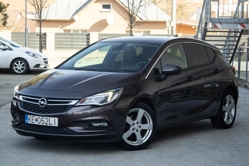 Opel Astra 1.4 Turbo Dynamic, 92kW (2017) - 1. majiteľ / AJ NA SPLÁTKY / PROTIÚČET /