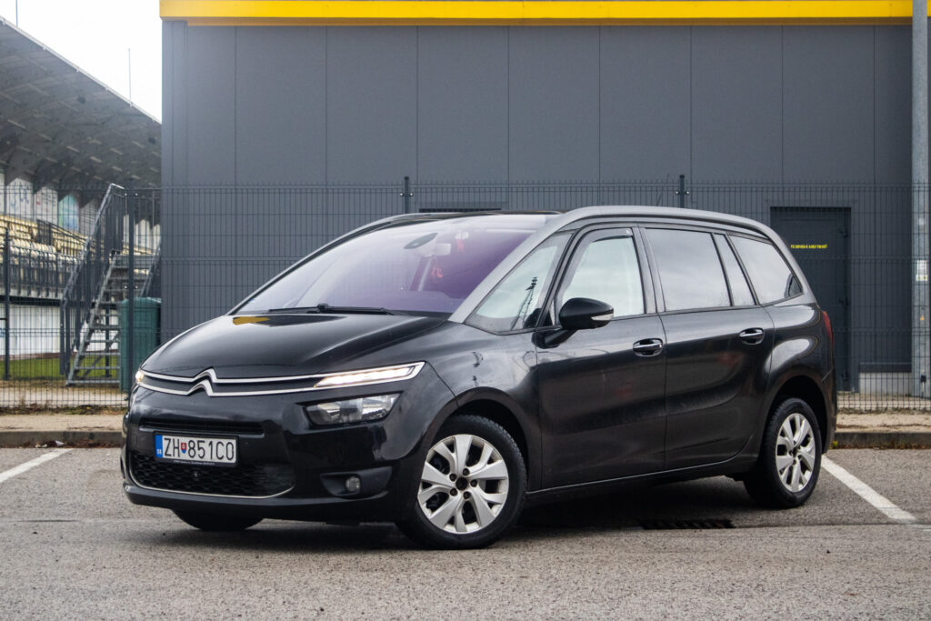 Citroën C4 Grand Picasso 7 miest / AJ NA SPLÁTKY / PROTIÚČET /