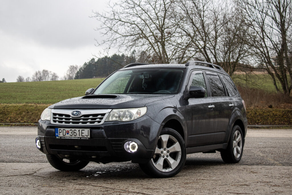 Subaru Forester 2.0D AWD / AJ NA SPLÁTKY / PROTIHODNOTA /