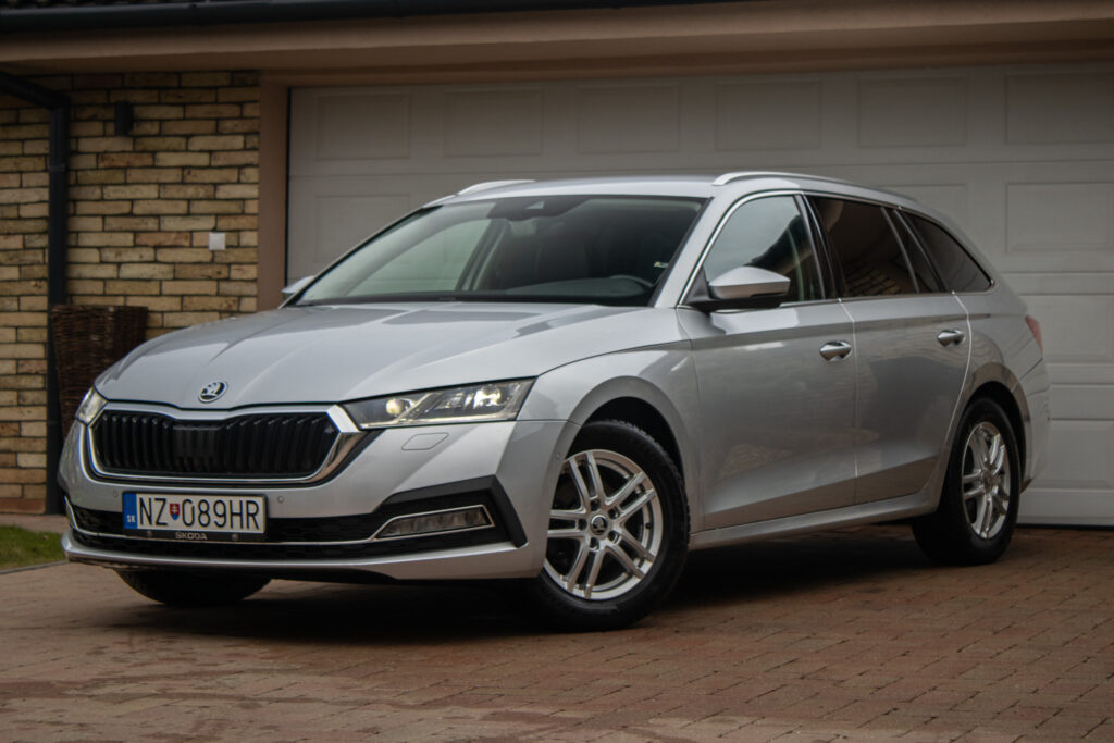 Škoda Octavia Combi 2.0TDI 110kw AT/7 2020 / AJ NA SPLÁTKY / PROTIÚČET