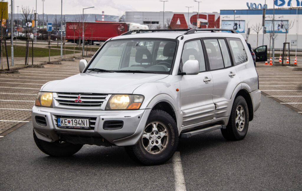 Mitsubishi Pajero Wagon 3.2 DI GLS / NA SPLÁTKY / PROTIHODNOTA /
