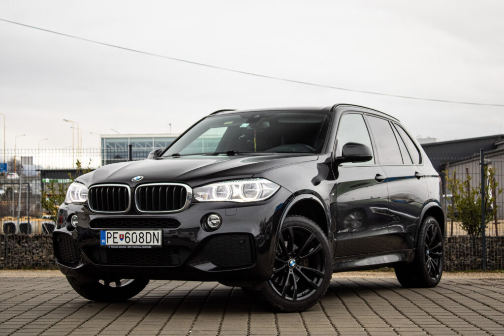BMW X5 3.0D xDrive M-Packet A/T 190kW / AJ NA SPLÁTKY / PROTIHODNOTA /