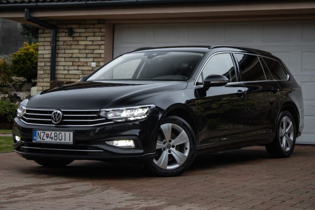 Volkswagen Passat Variant 2.0TDI 140kw 4Motion DSG 2020 / AJ NA SPLÁTKY / PROTIÚČET